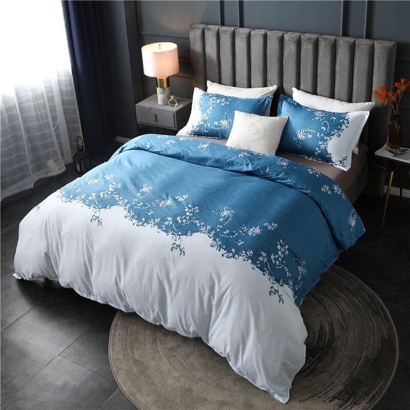 Parure de Lit Blanc <br/> Fleur Bleue
