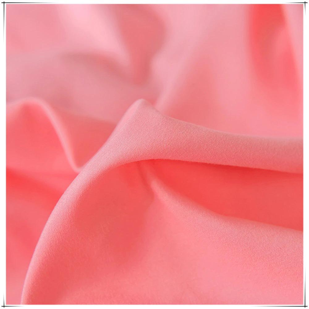 Parure de Lit Rose <br/> Effet Poudré