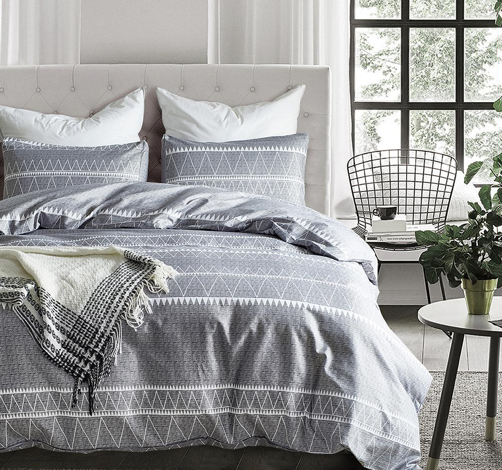 Parure de Lit Gris <br/> Motif Blanc